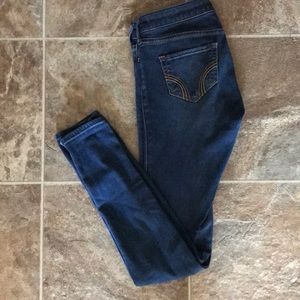 Hollister skinny jeans !